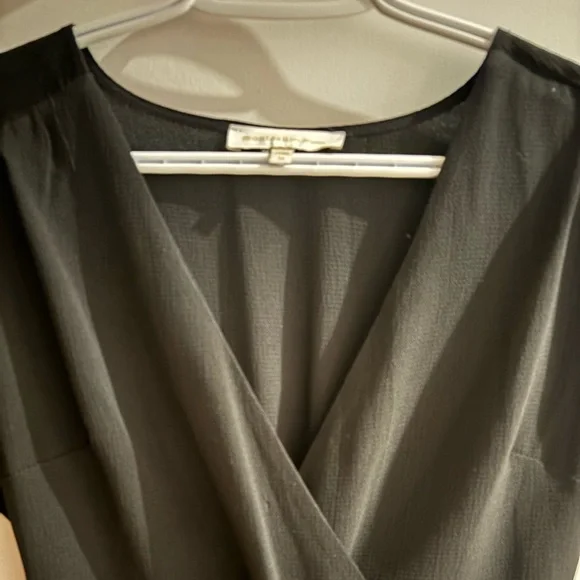 Black Short Ruffle Dress - Picture 4 of 7